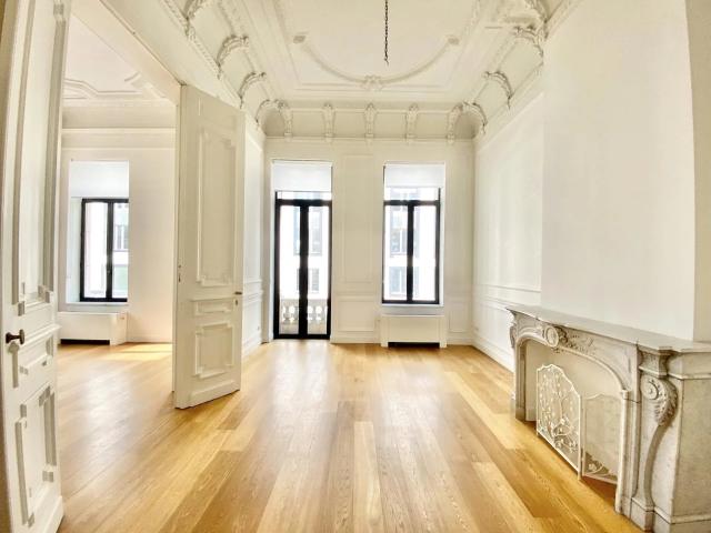 Apartment at Saint Gilles