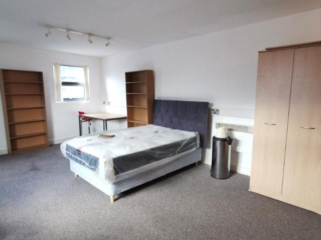 Apartment at Saint Helen's Road, Castle