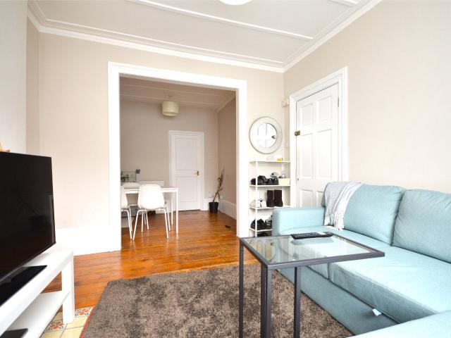Apartment at Saint John's Hill, Greater London