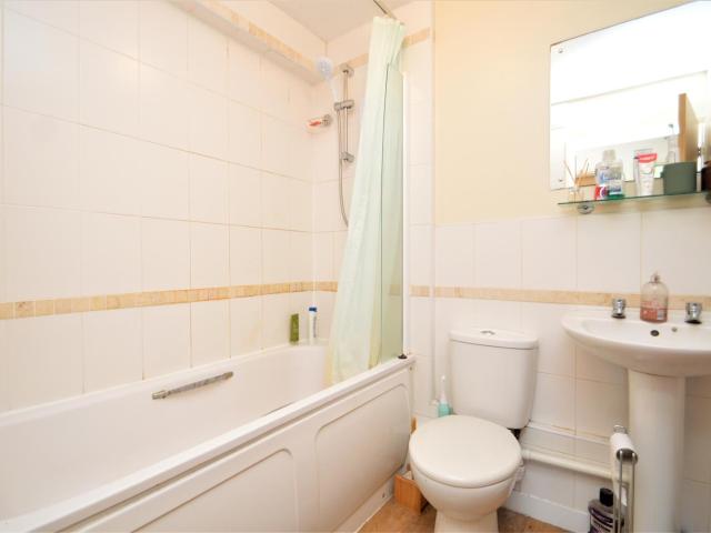 Apartment at Saint Oswalds Road, Bristol
