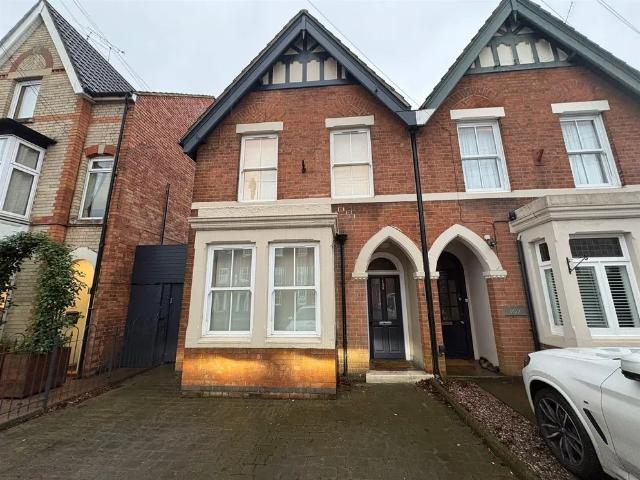 Apartment at Saint Mary's Road, Harborough