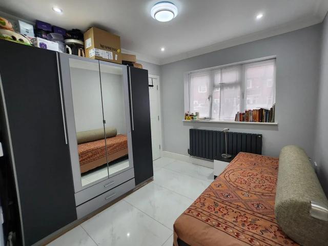 Apartment at Salisbury Road, Greater London