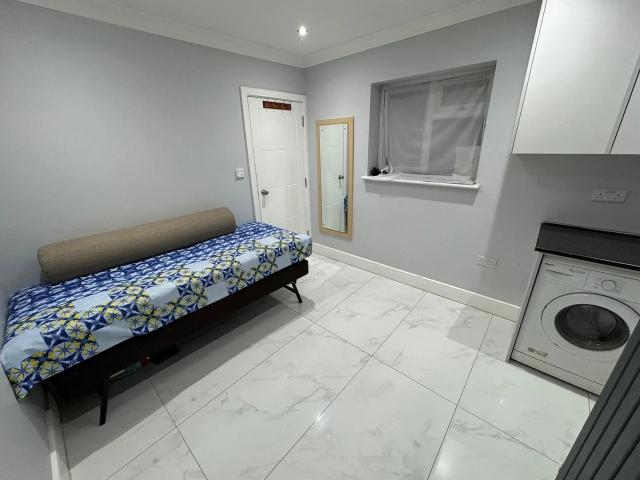 Apartment at Salisbury Road, Greater London