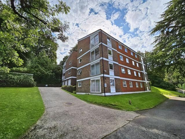 Apartment at Salisbury Road, Woking