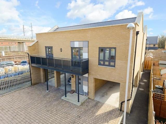 Apartment at Samuel Peto Way, Ashford