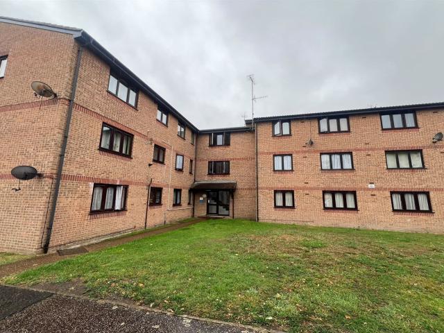 Apartment at Sandon Close, Rochford
