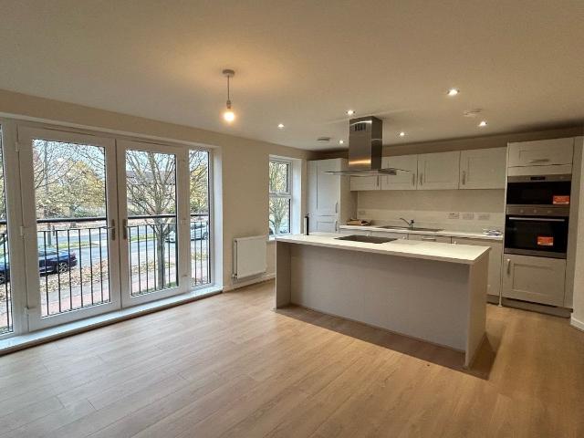 Apartment at Sandpiper Drive, Doncaster