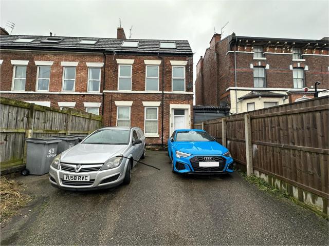 Apartment at School Hill, Heswall