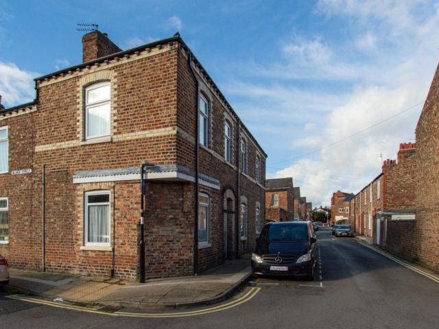 Apartment at School Street, York