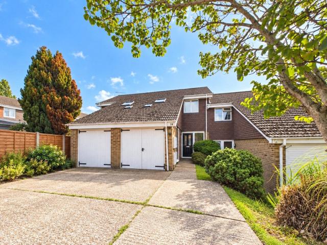 Apartment at Seton Drive, Holybrook