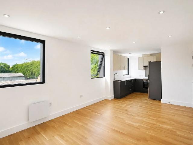 Apartment at Seven Sisters Road, Greater London