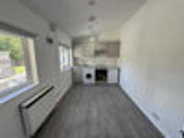 Apartment at Seven Sisters Road, Greater London