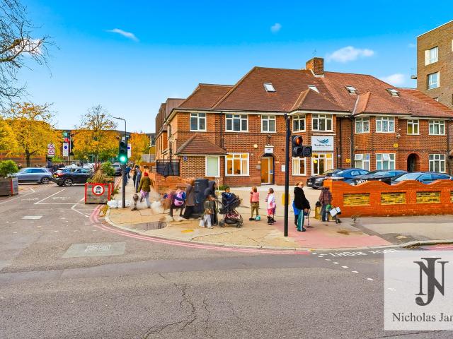 Apartment at Seven Sisters Road, London
