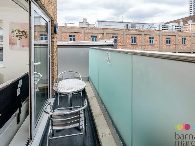 Apartment at Seagrave Road, Greater London