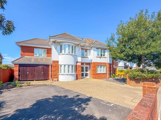 Apartment at Seafield Road, Bournemouth