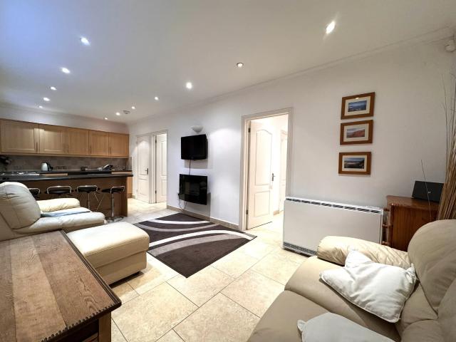 Apartment at Sealands Drive, Mumbles