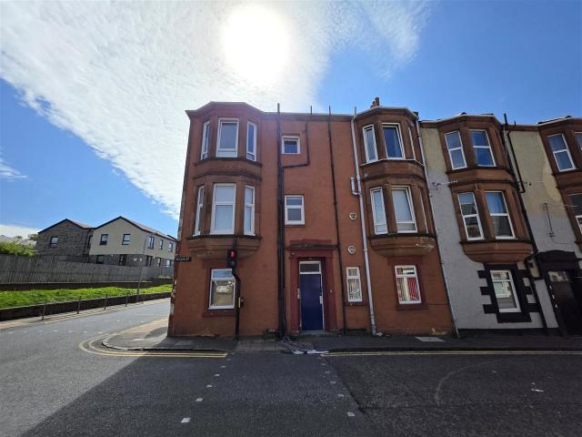 Apartment at Seamore Street, Largs