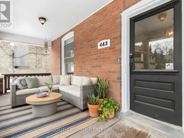 apartment at SECOND FLOOR 443 ONTARIO STREET, Newmarket, Ontario, L3Y2K6