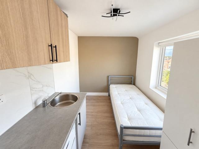 Apartment at Selan Gardens, Greater London