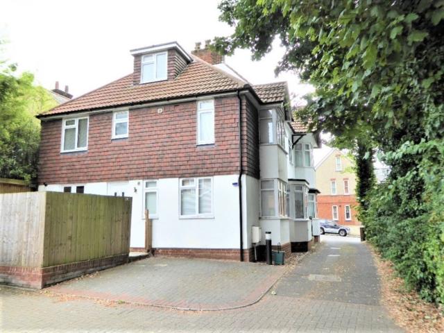 Apartment at Selby Avenue, St Albans