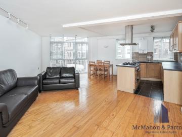 Apartment at Shad Thames, London