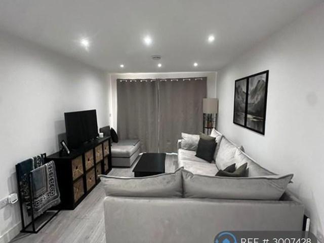 Apartment at Shaftesbury Avenue, Salford