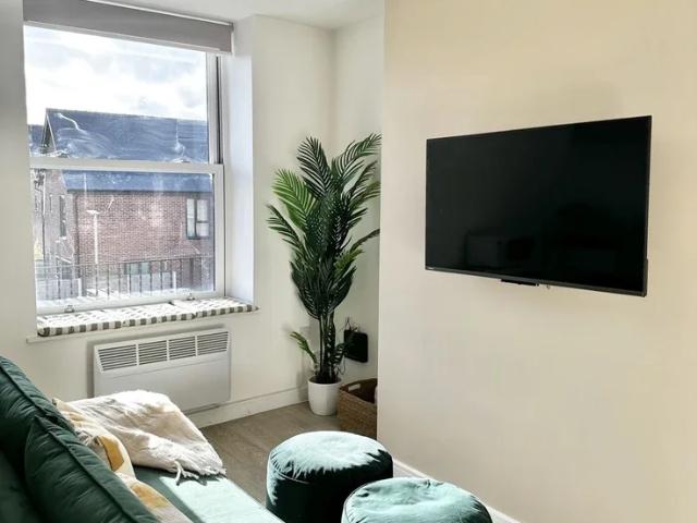 Apartment at Shaw Heath, Hazel Grove