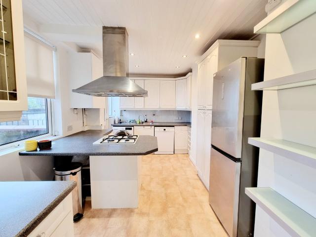 Apartment at Sheldon Avenue, Greater London