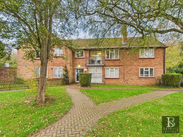 Apartment at Shepherds Close, Hurley