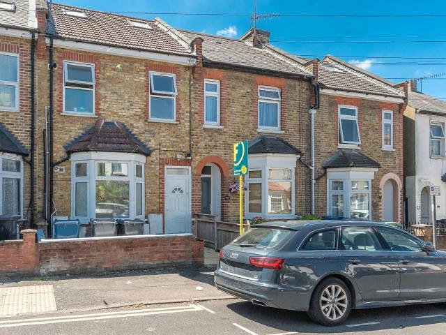 Apartment at Sherwood Road, Greater London