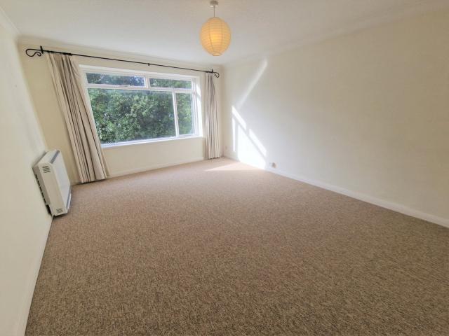 Apartment at Shirehall Road, Dartford