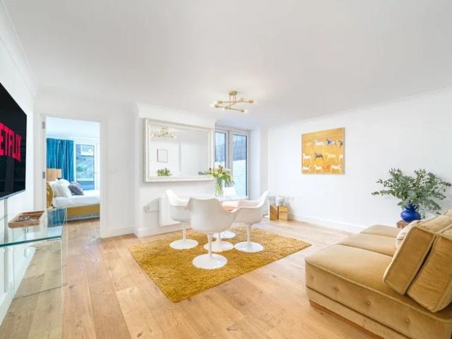 Apartment at Shirland Road, City of Westminster