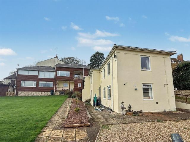 Apartment at Silver Street, Lyme Regis