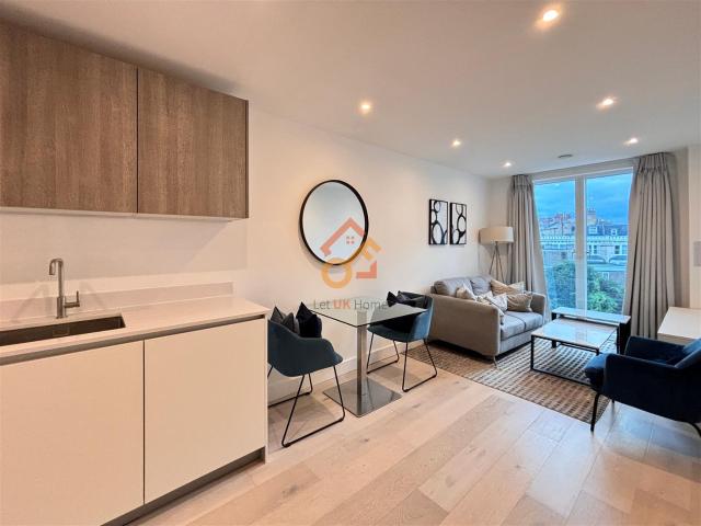 Apartment at Sinclair Road, Southampton