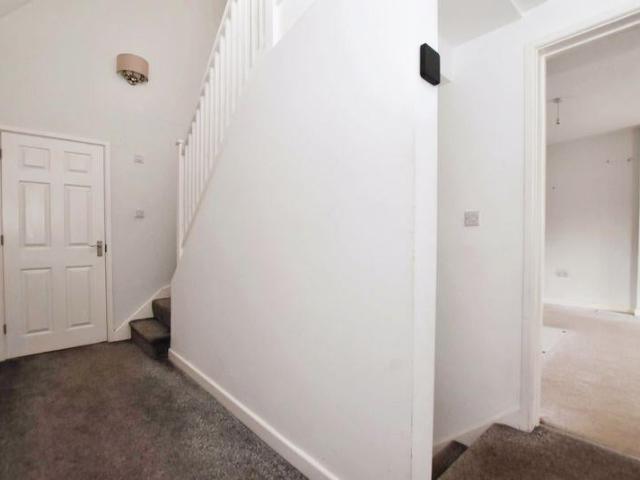 Apartment at Sloane Court, Amesbury