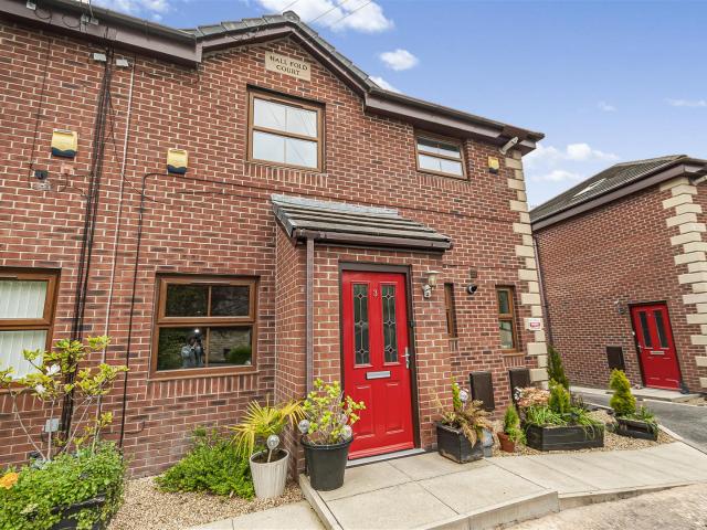 Apartment at Spodden Fold, Whitworth