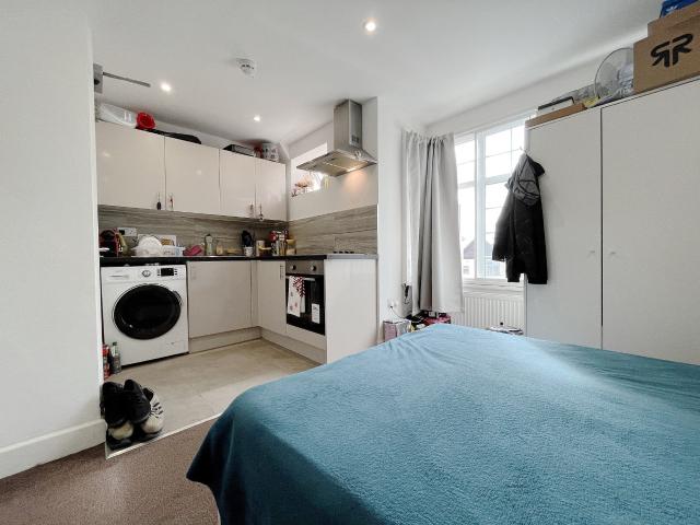 Apartment at Spring Grove Road, London