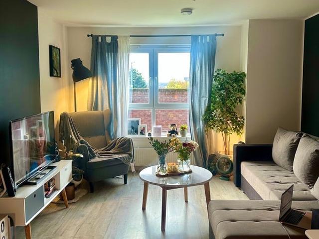 Apartment at Springfield Gardens, Glasgow