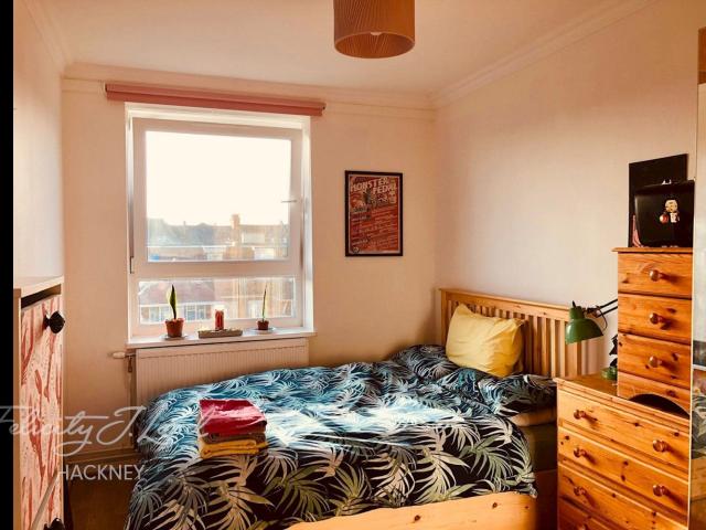 Apartment at Springfield, Greater London