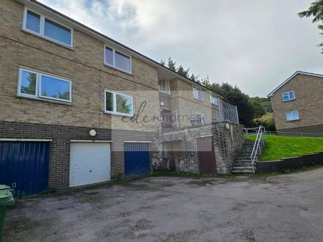 Apartment at Springfields Court, Cam