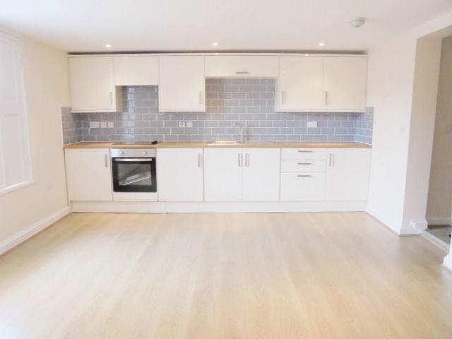 Apartment at Square Hill Road, Maidstone