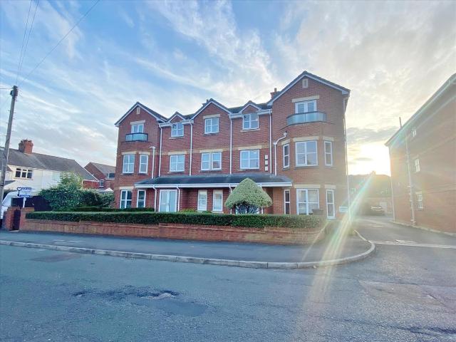 Apartment at St Andrew's Road North, Saint Anne's on the Sea