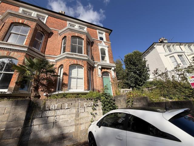 Apartment at St Helen's Road, St Leonards
