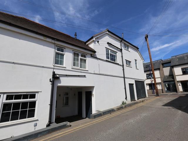 Apartment at St John's Hill, Sevenoaks