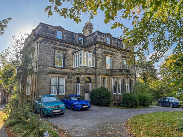 Apartment at St John's Road, High Peak