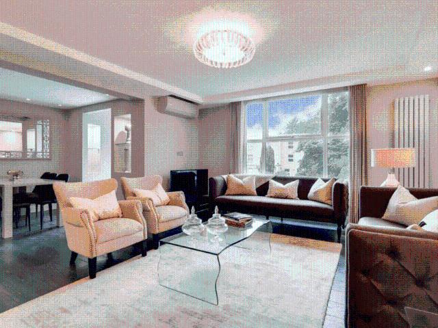 Apartment at St John's Wood Park, Greater London