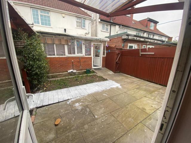 Apartment at St Leonards Gardens, Greater London