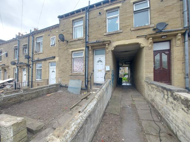 Apartment at St. Leonard's Road, Bradford
