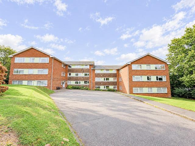 Apartment at St. Matthew's Road, St Leonards