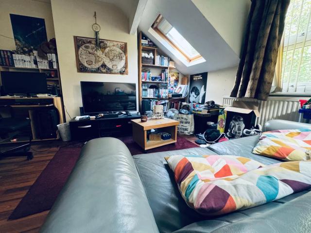 Apartment at St Michael's Lane, Leeds